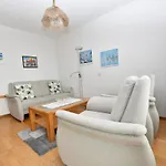 Haus Seeblick 43 *